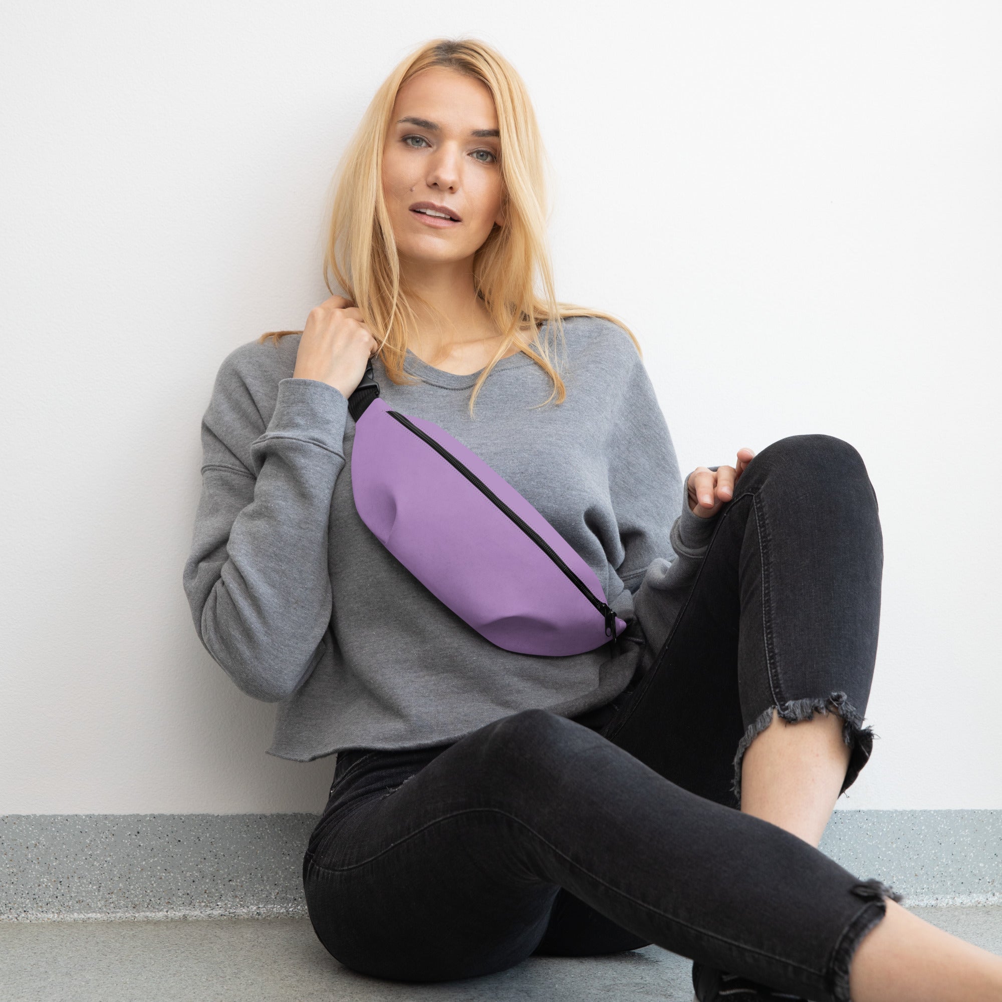 Women's-water-resistant-purple-fanny-pack