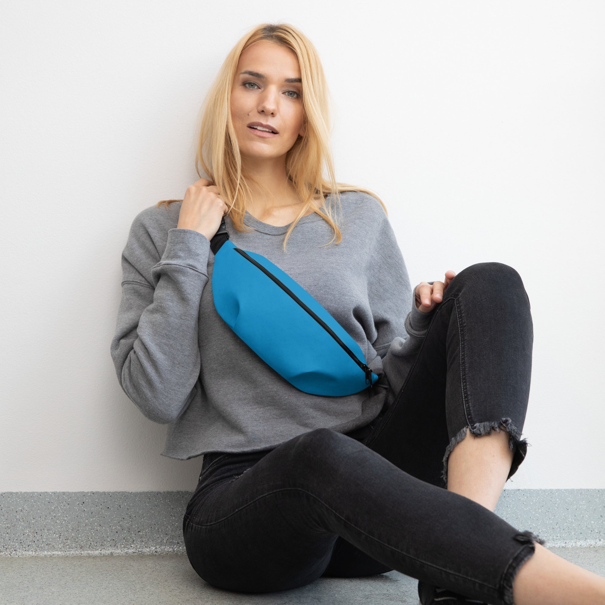 Women's-water-resistant-blue-fanny-pack