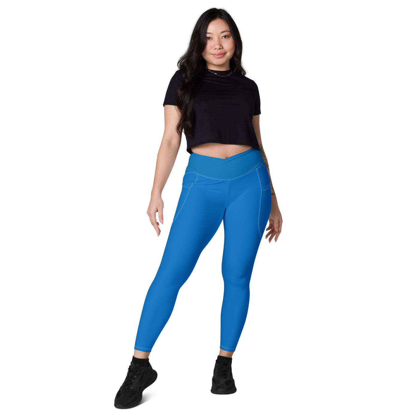 Women's-high-waisted-blue-crossover-leggings-with-pockets