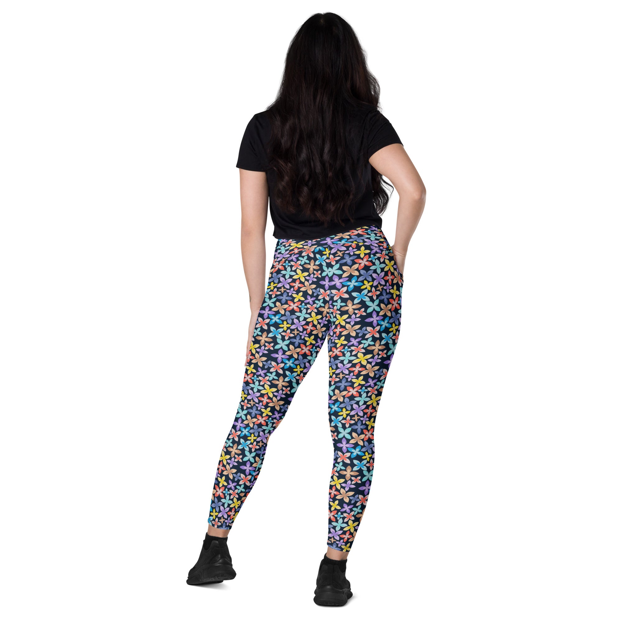 Women's-high-waisted-navy-blue-spin-wheel-leggings-with-pockets